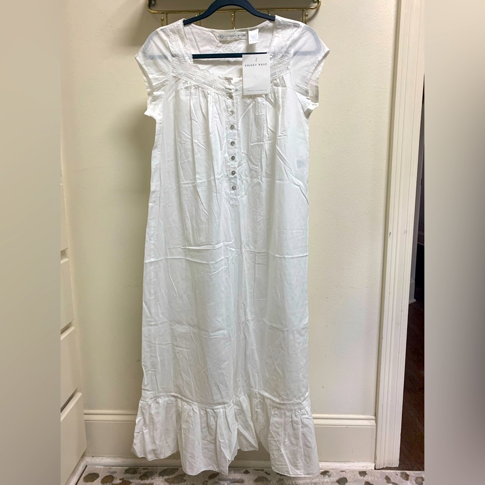 Eileen West Heirloom Ballet Cap Sleeve Nightgown